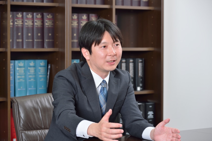 ブレークモア法律事務所 梅本大祐弁護士