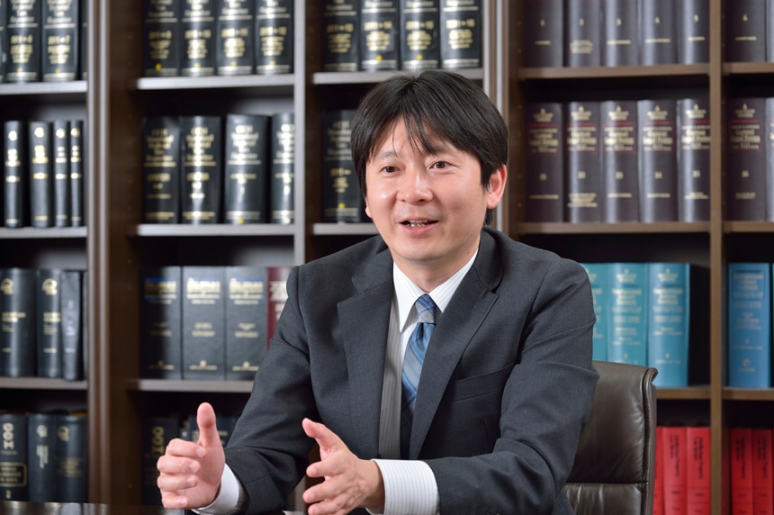 ブレークモア法律事務所 梅本大祐弁護士