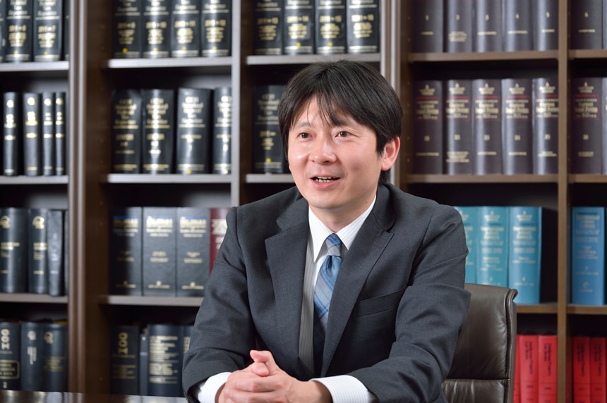 ブレークモア法律事務所 梅本大祐弁護士