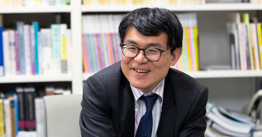 東京大学社会科学研究所　田中 亘教授