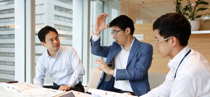 スパークス・アセット・マネジメント株式会社　シニアアナリスト 水谷 光太氏、執行役員ファンドマネージャー 服部 英明氏、ファンドマネージャー春尾 卓哉氏