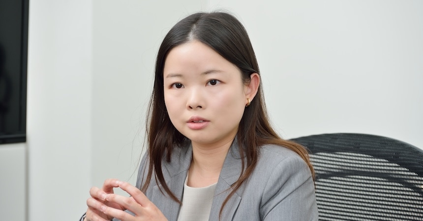 法務　レギュラトリー・アンド・クオリティ　アソシエイトマネジャー　殷 莉氏