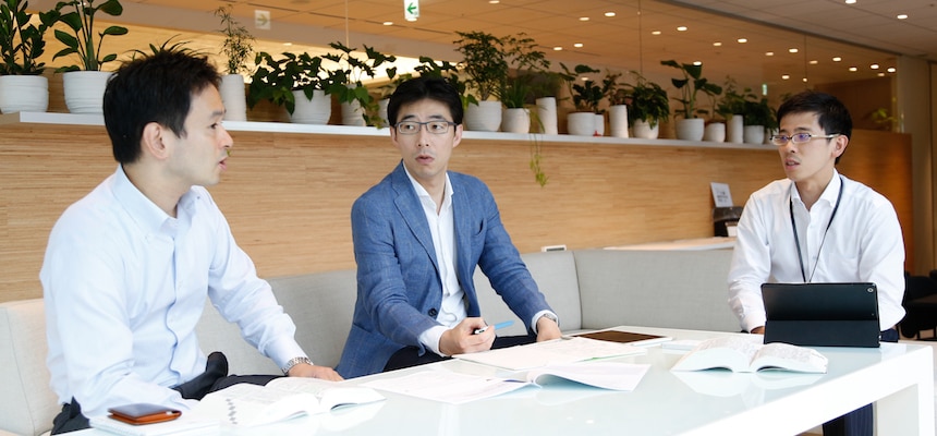 スパークス・アセット・マネジメント株式会社　シニアアナリスト 水谷 光太氏、執行役員ファンドマネージャー 服部 英明氏、ファンドマネージャー春尾 卓哉氏