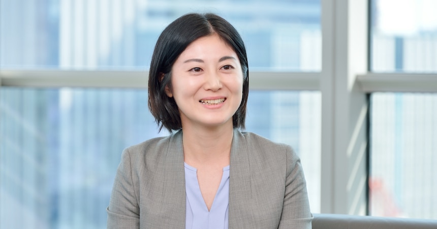 石井 枝里子氏